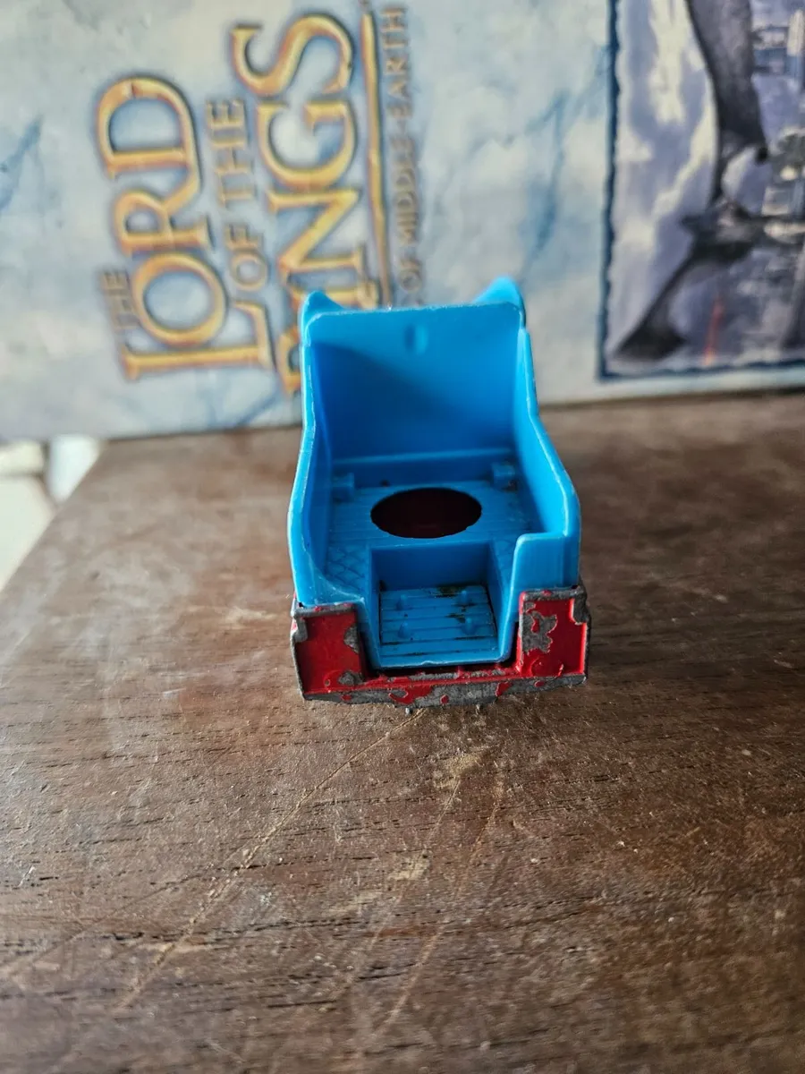 Corgi Chipperfields Circus Landrover - Image 1