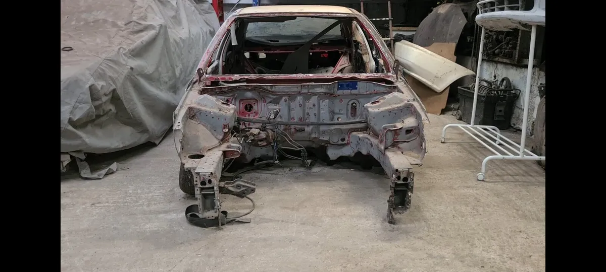 Vehicle welding - Image 4