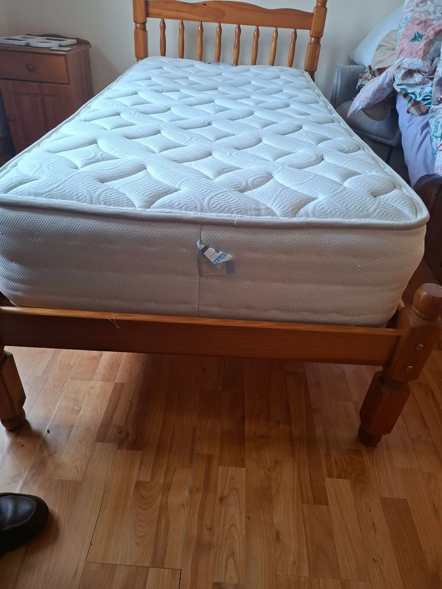 pine bed