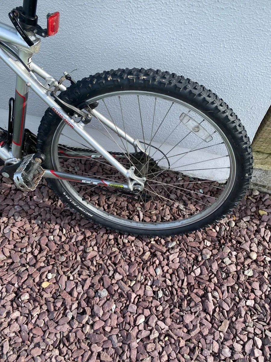 Adults GT aggressor 3.0 mountain bike - Image 3
