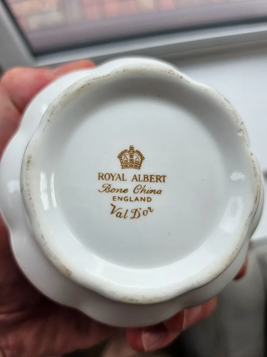 Royal Albert China Tea Set - Image 3