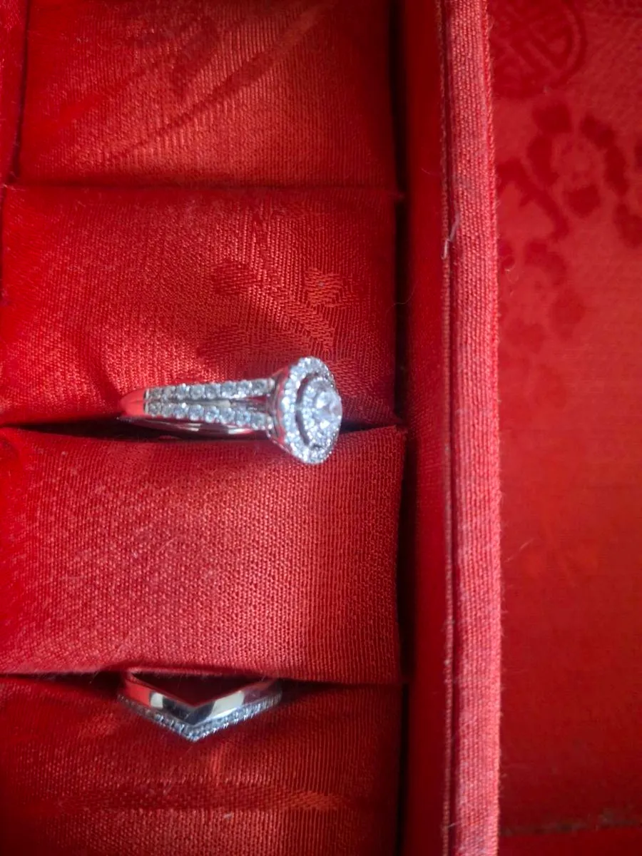 Engagement Ring - Image 3