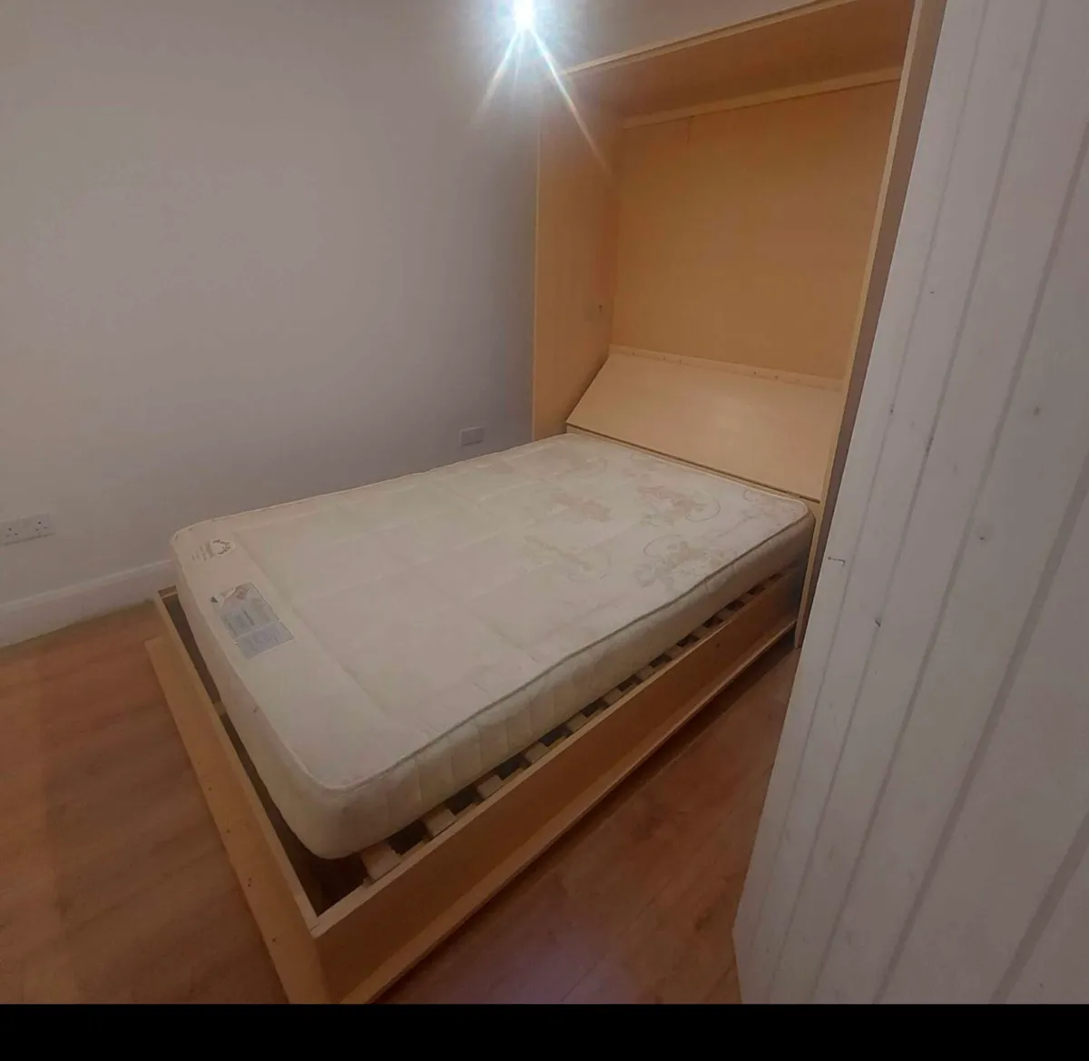 WALL BED MURPHY - Image 1