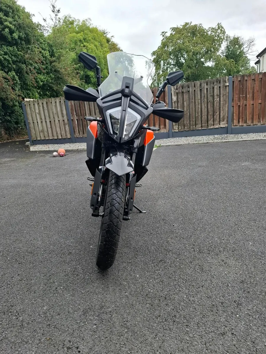 Motorcycle - Image 3