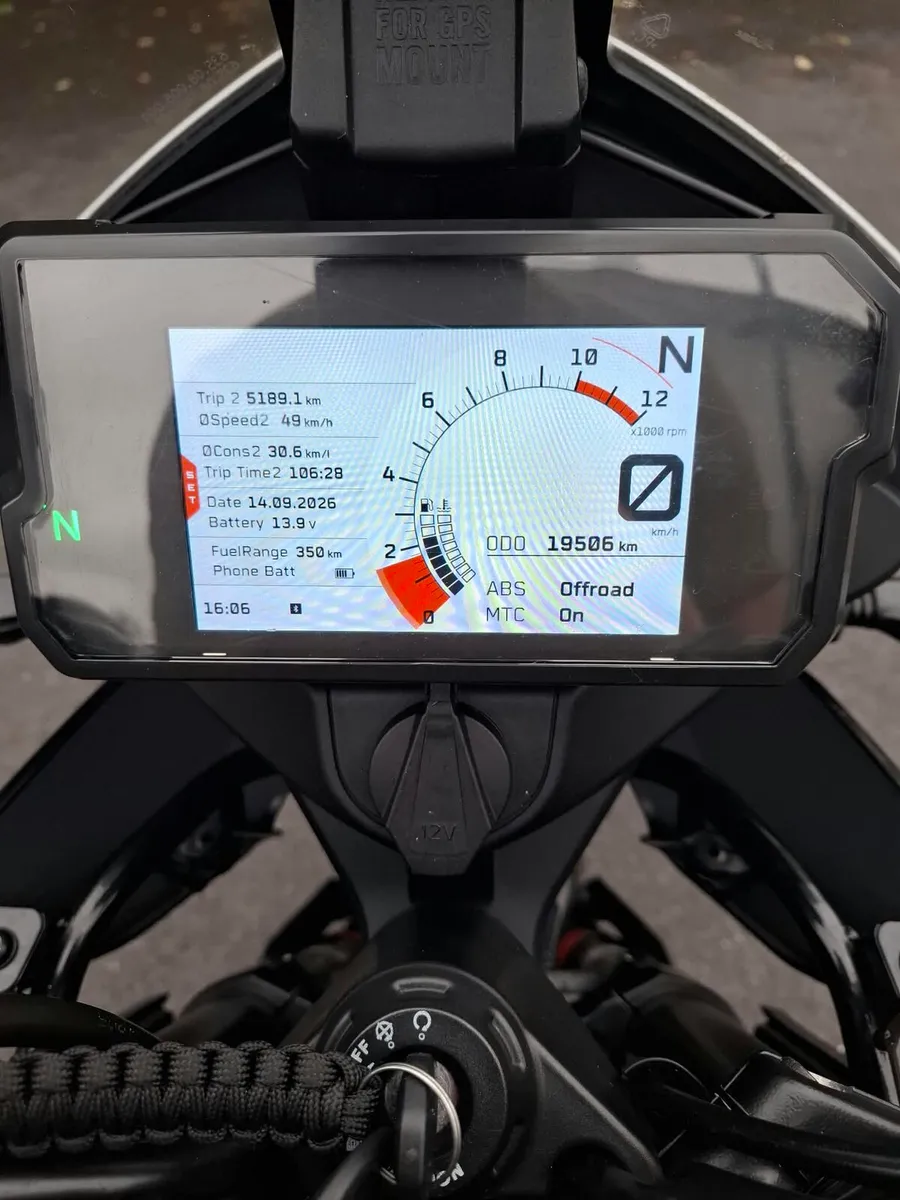 Motorcycle - Image 4