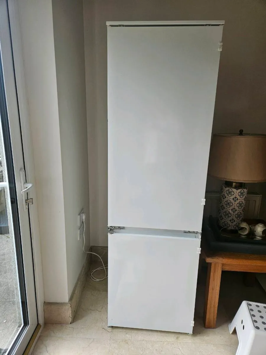 Electrolux integrated fridge freezer 70/30 - Image 1