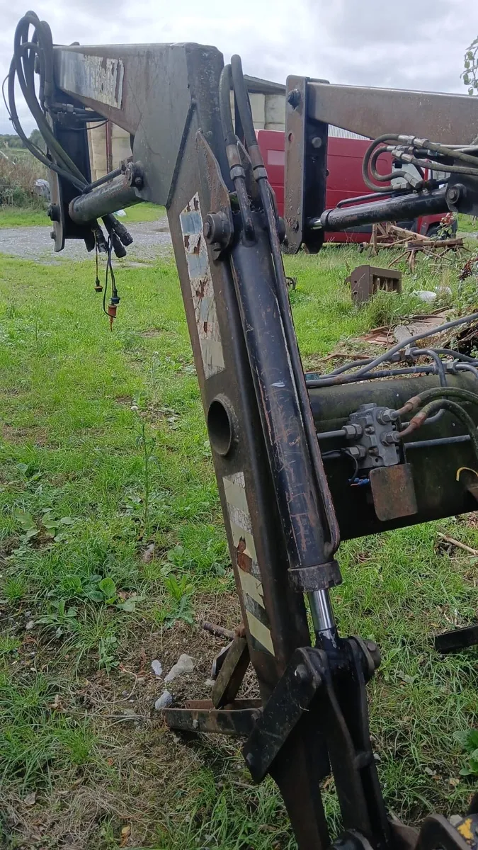 Rossmore FL60 Loader - Image 4