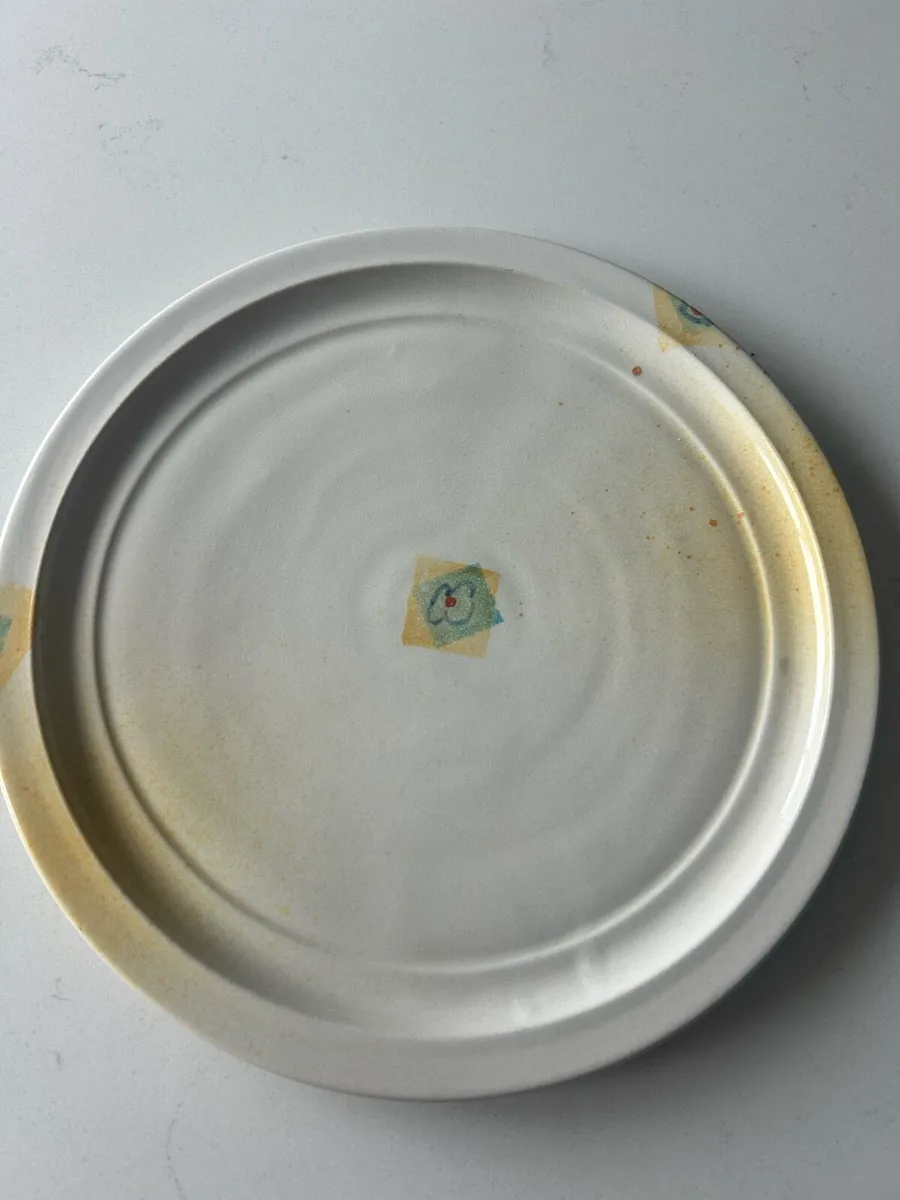 Muckross (MUCROS) Pottery Plate - Image 1