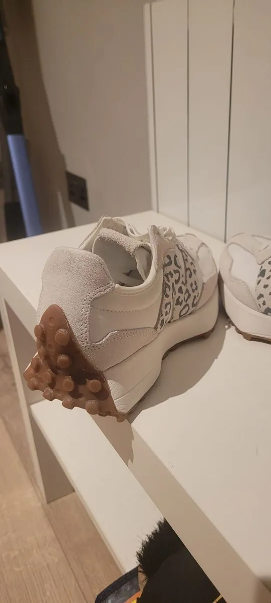 New Balance shoes - Image 2