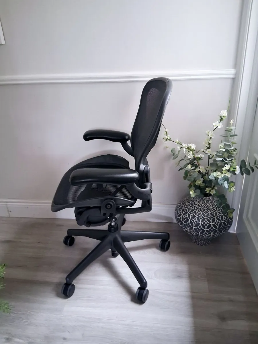 Herman Miller Aeron Ergonomic Chair - Image 3
