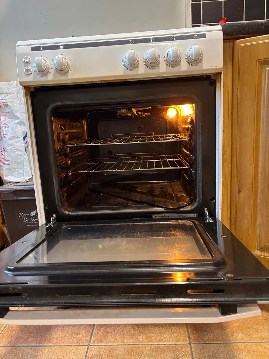 Gas cooker - Image 3