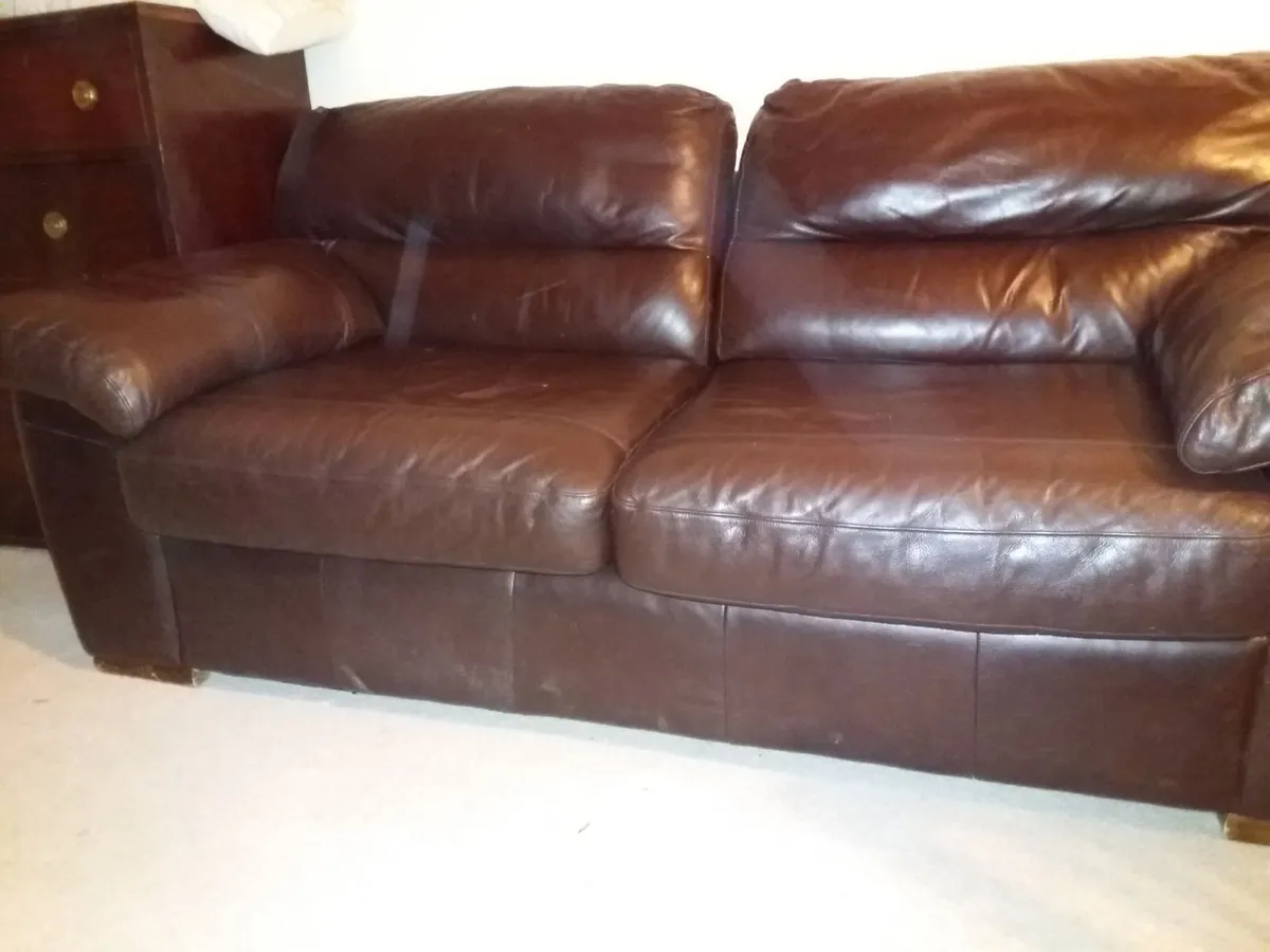 Top Quality Leather Sofa - Image 2