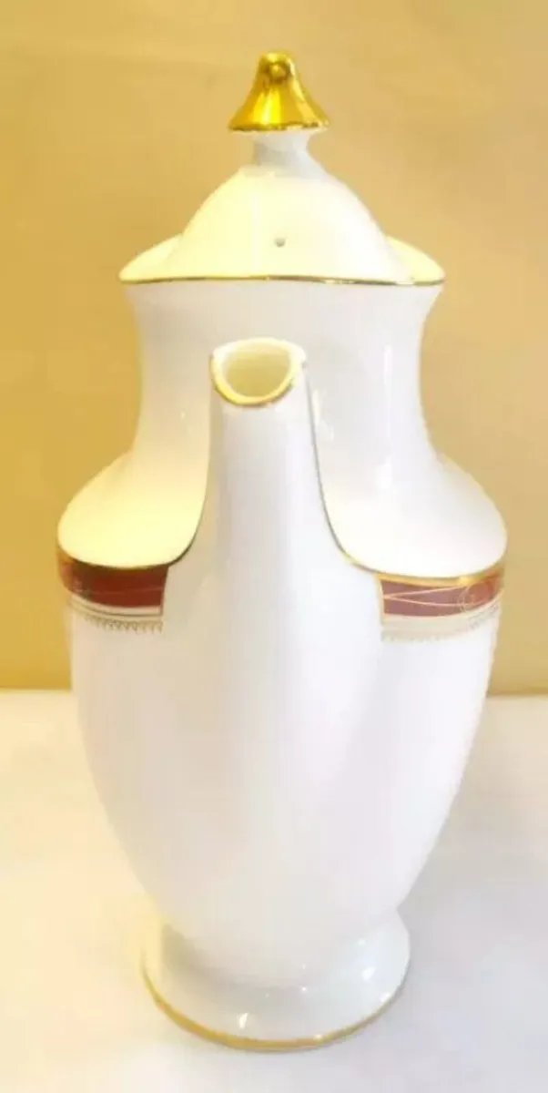 Pristine Vintage Royal Doulton "Sandon" Coffee Pot - Image 3
