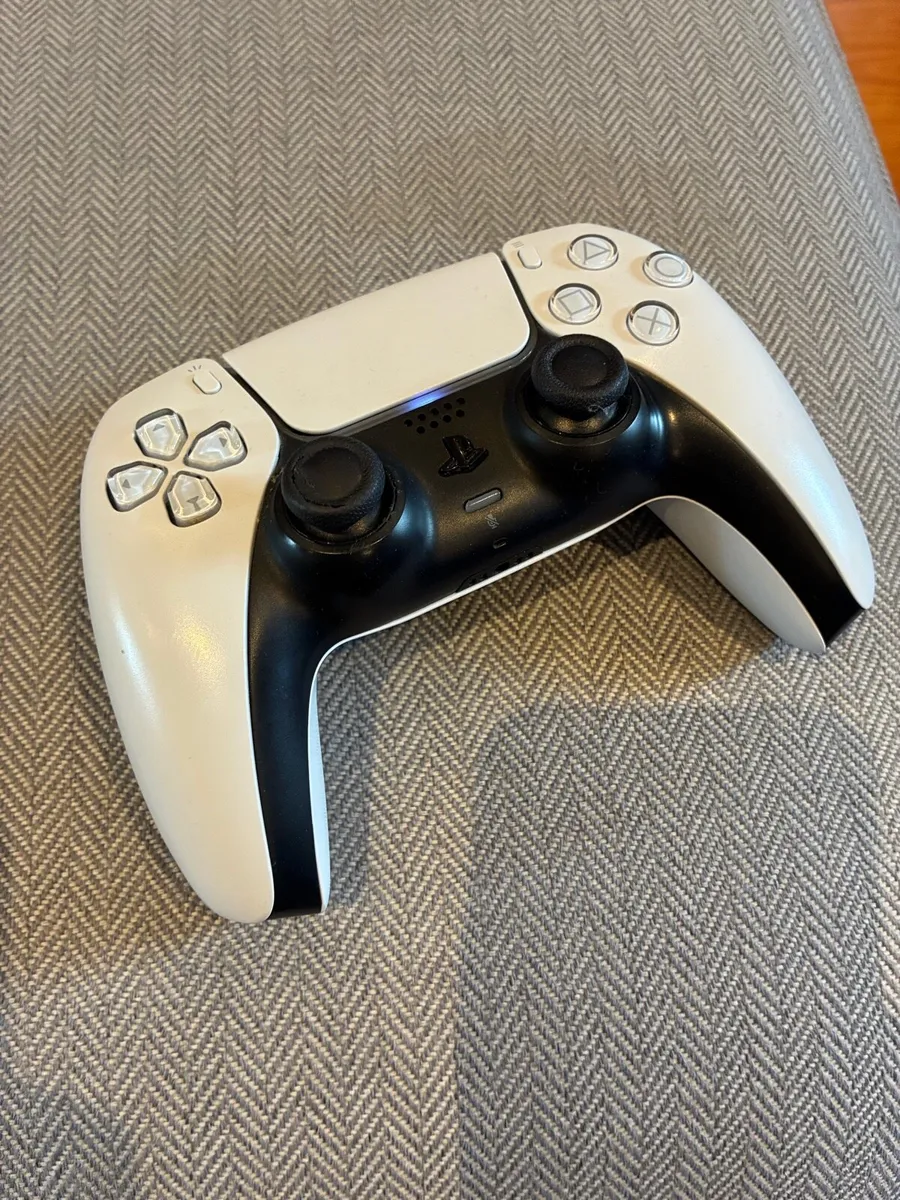 Sony PlayStation 5 - Image 3