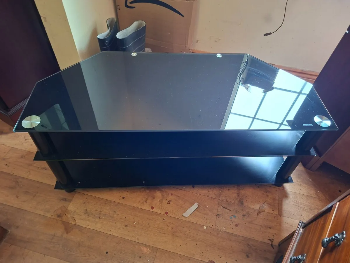 TV Stand. - Image 3