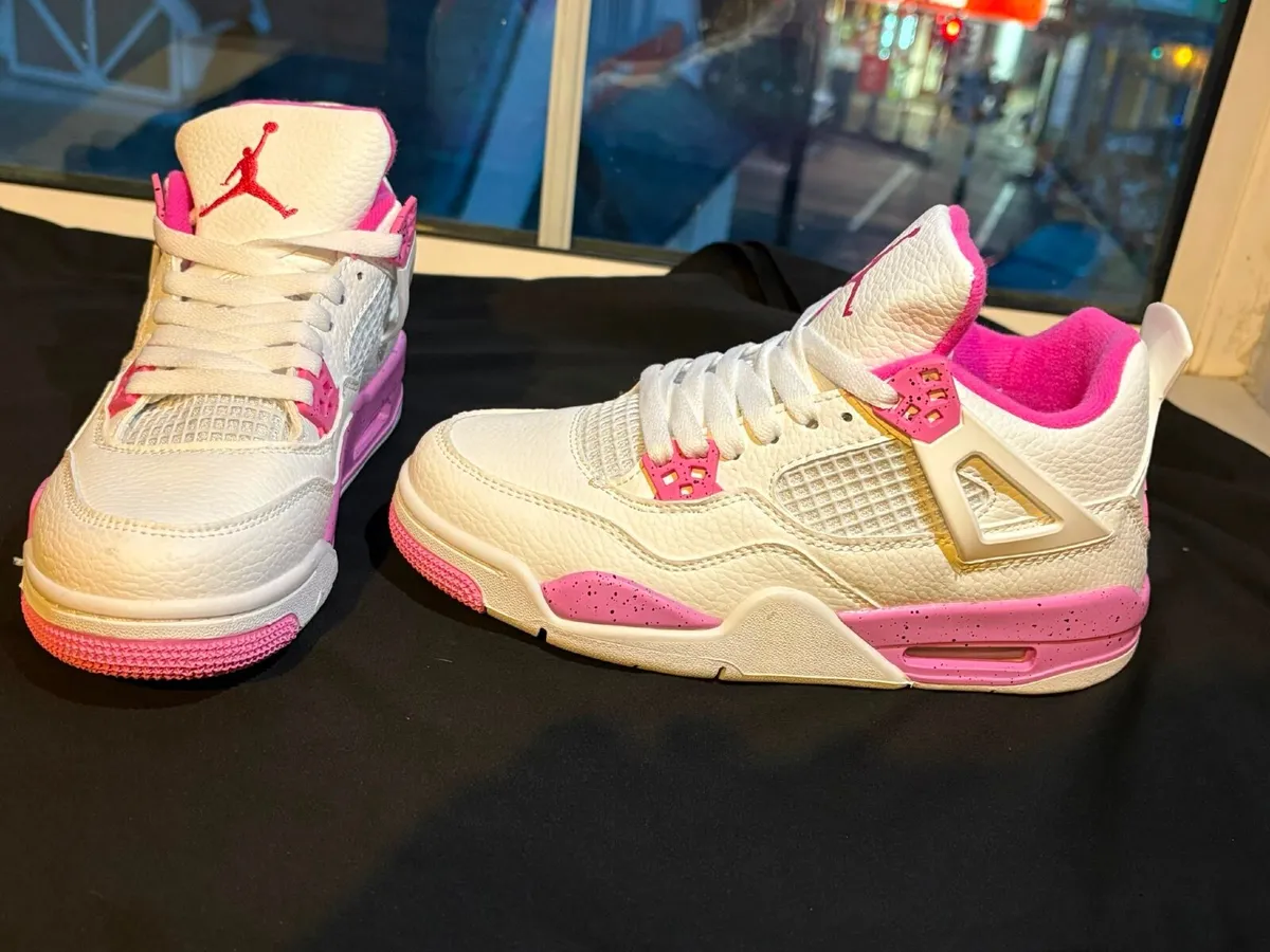Women’s Air Jordan 4 - Image 2