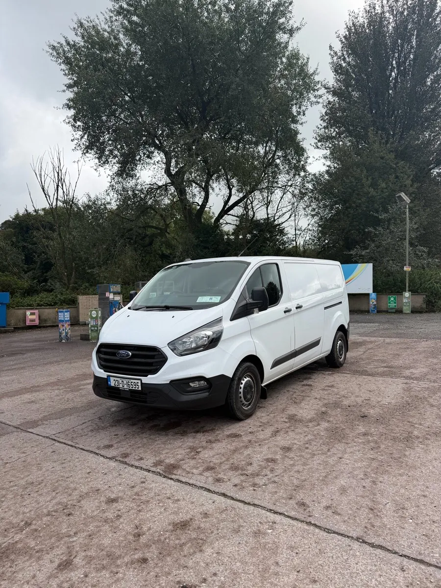 Ford Transit Custom. PRICE INCLUDES VAT - Image 1