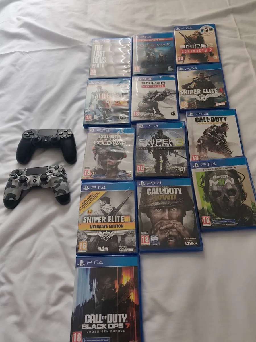 Playstation 4 plus 2 controllers and 12 games - Image 4