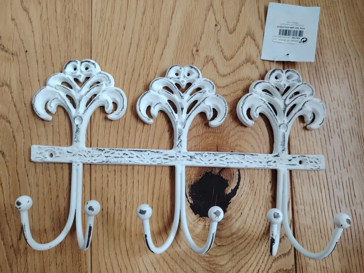 Vintage/ Distressed Coat Hook - Image 1