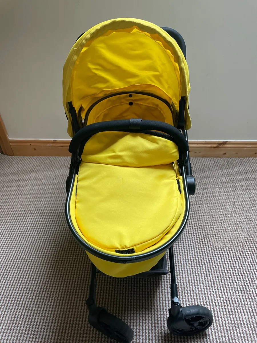 Yellow dolls pram - Image 2
