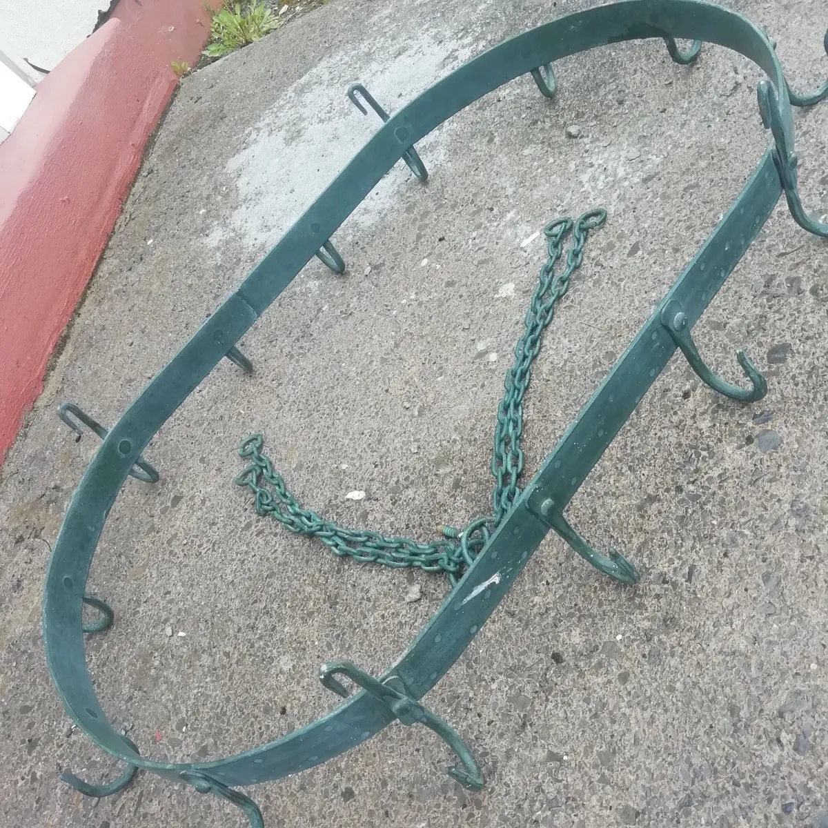 Wrought iron hanging rack - Image 1