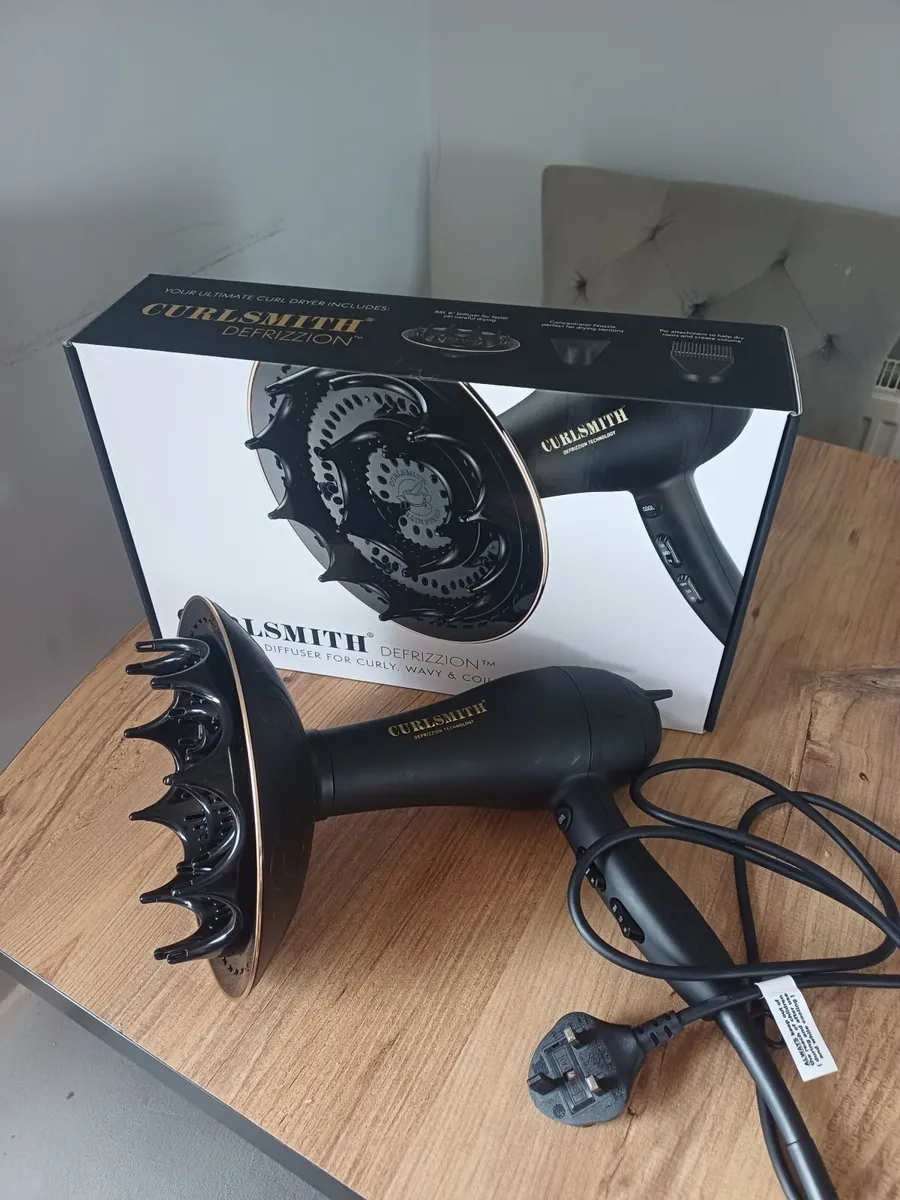 Curlsmith Defrizzion Hairdryer Excellent Condition - Image 4