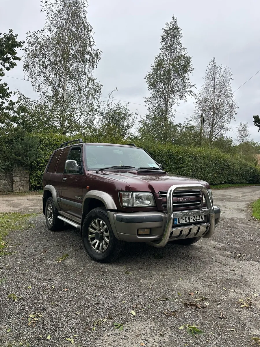 Isuzu trooper - Image 1