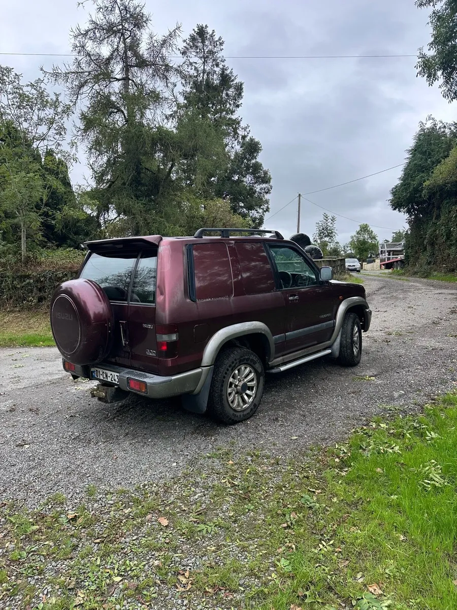 Isuzu trooper - Image 4