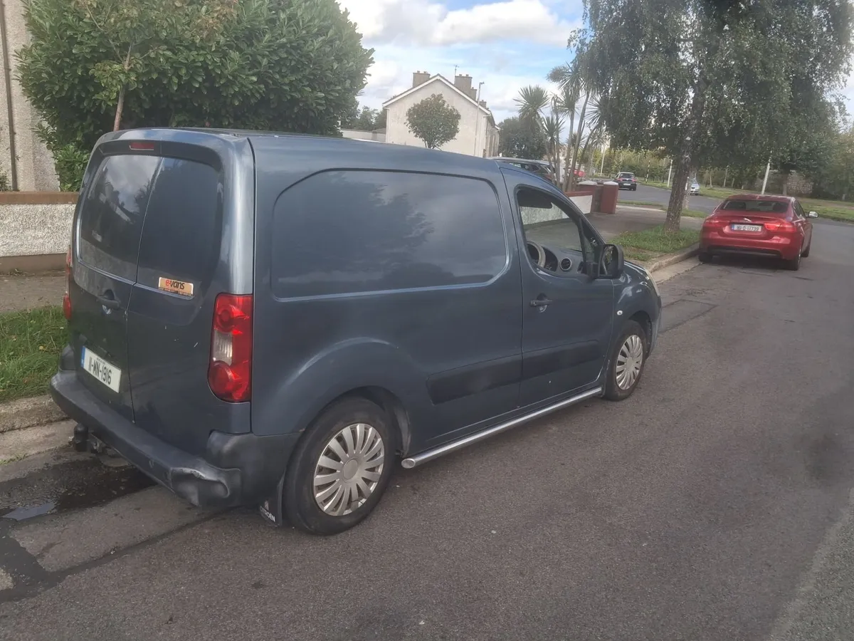 Citroen Berlingo 2011 3 seater - Image 1