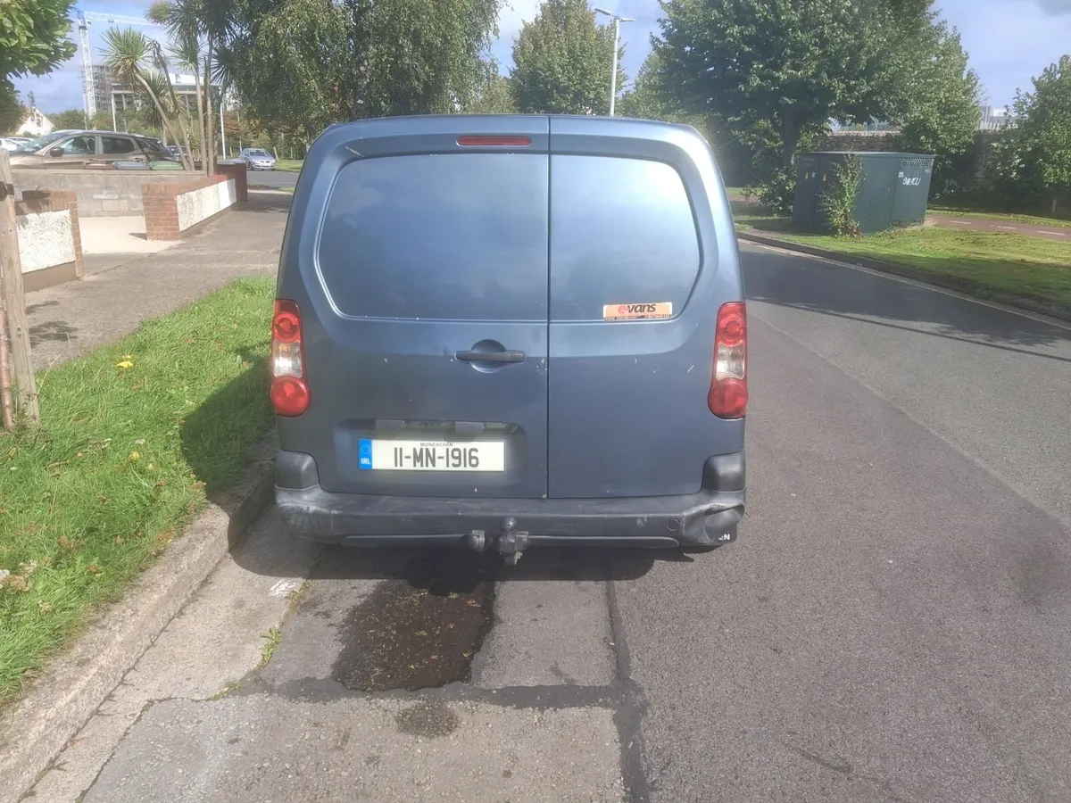 Citroen Berlingo 2011 3 seater - Image 2