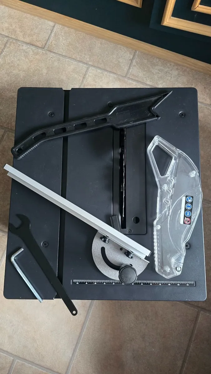 Table saw - Image 4