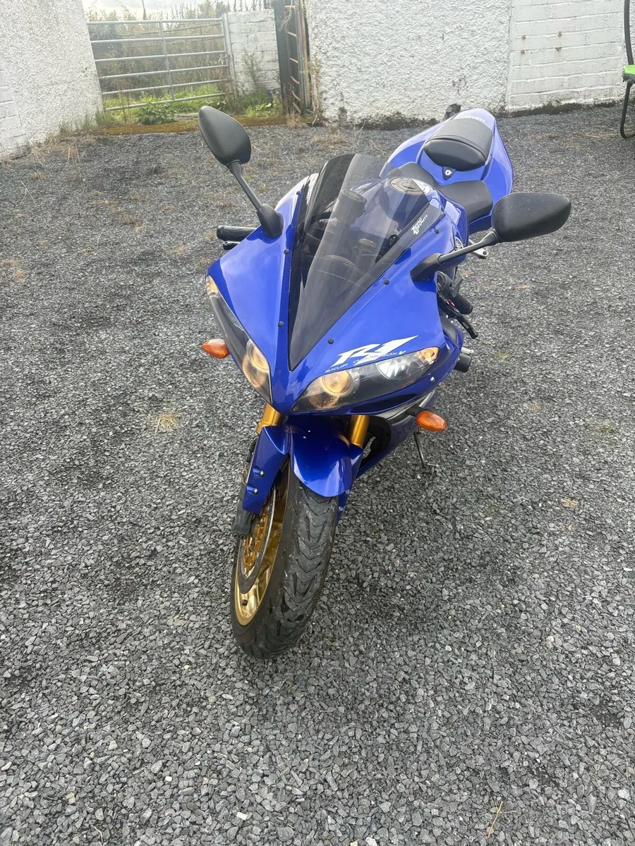 Yamaha R1 - Image 2