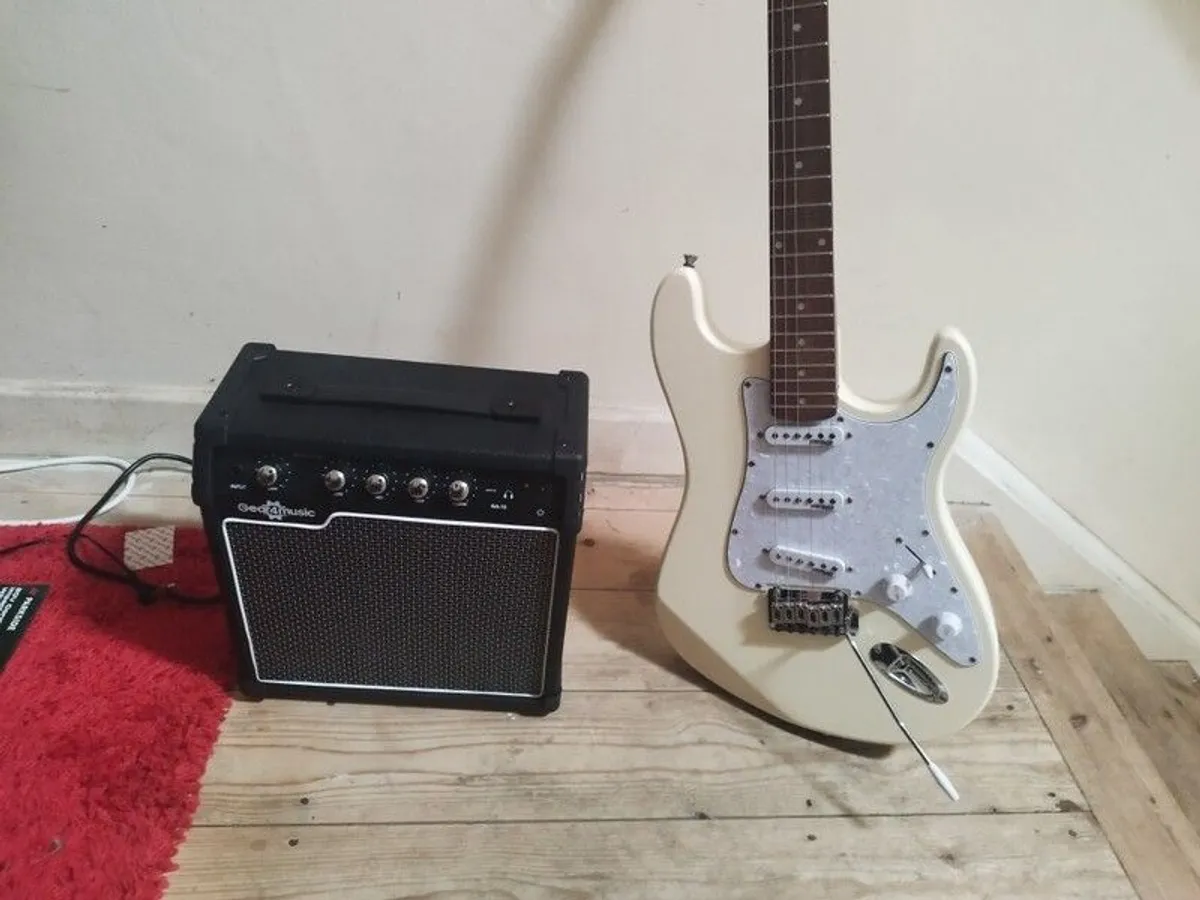 Electric Guitar - Image 1