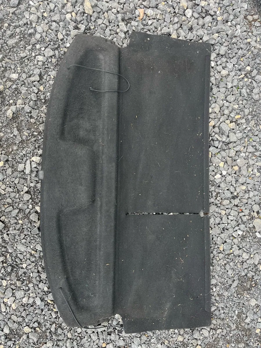Toyota Yaris parcel tray - Image 1