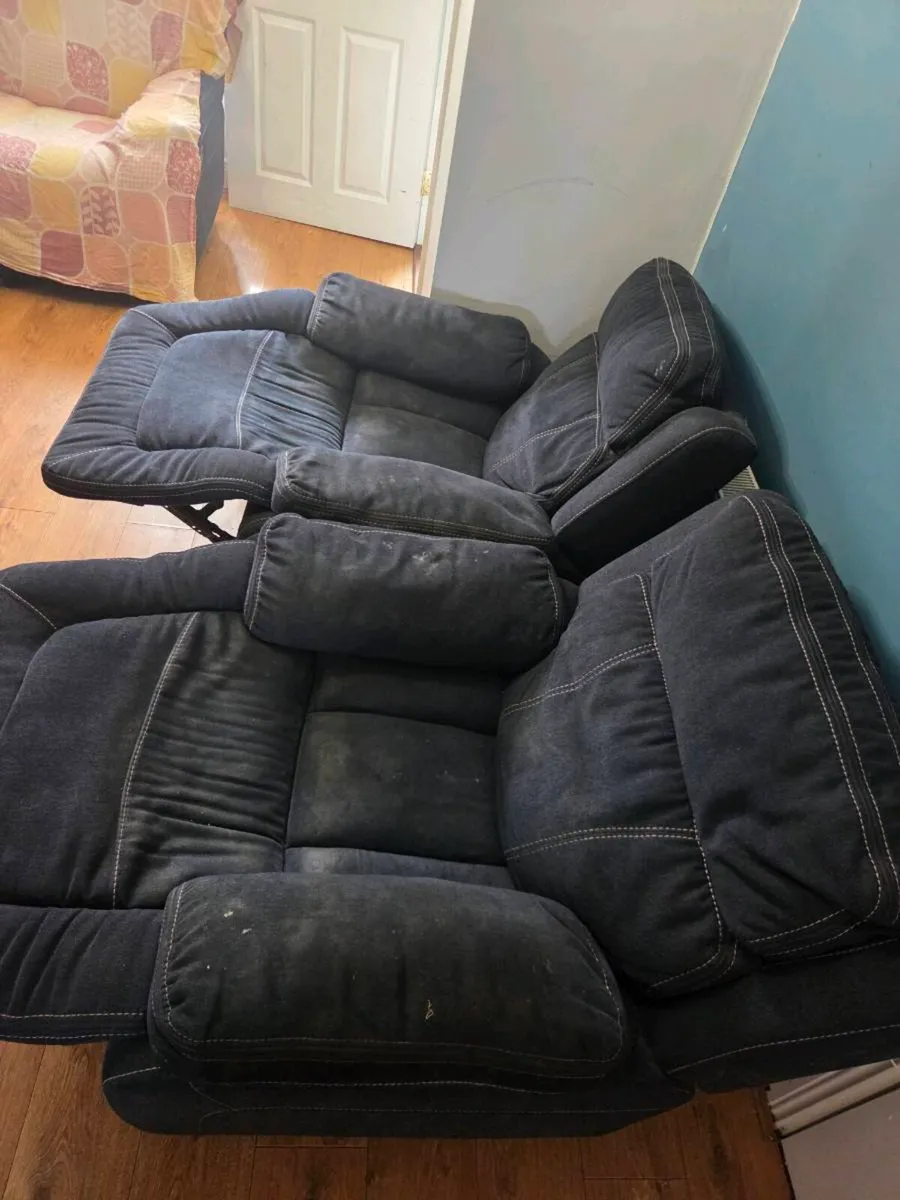 Sofa - Image 3