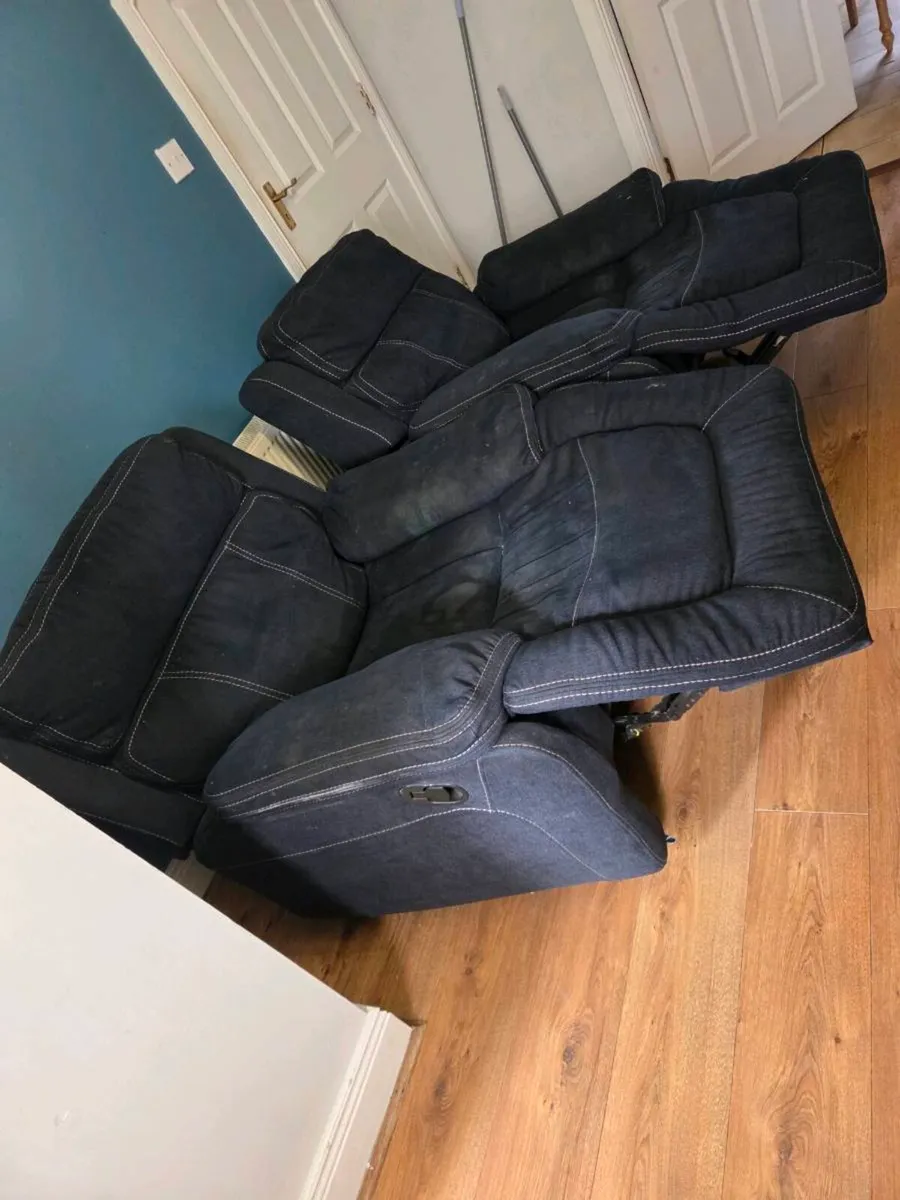 Sofa - Image 4