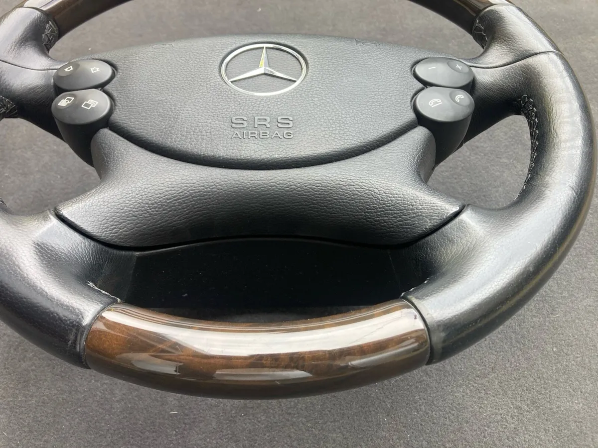 2007 Mercedes-Benz CLS-Class - Image 3