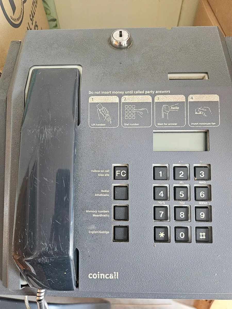 coin pay phone - Image 2