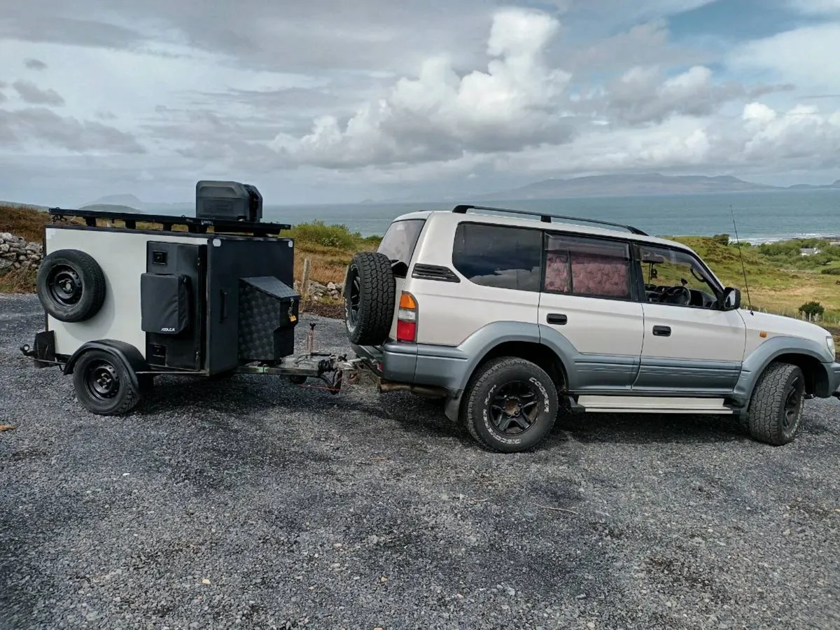 Camping trailer - Image 1