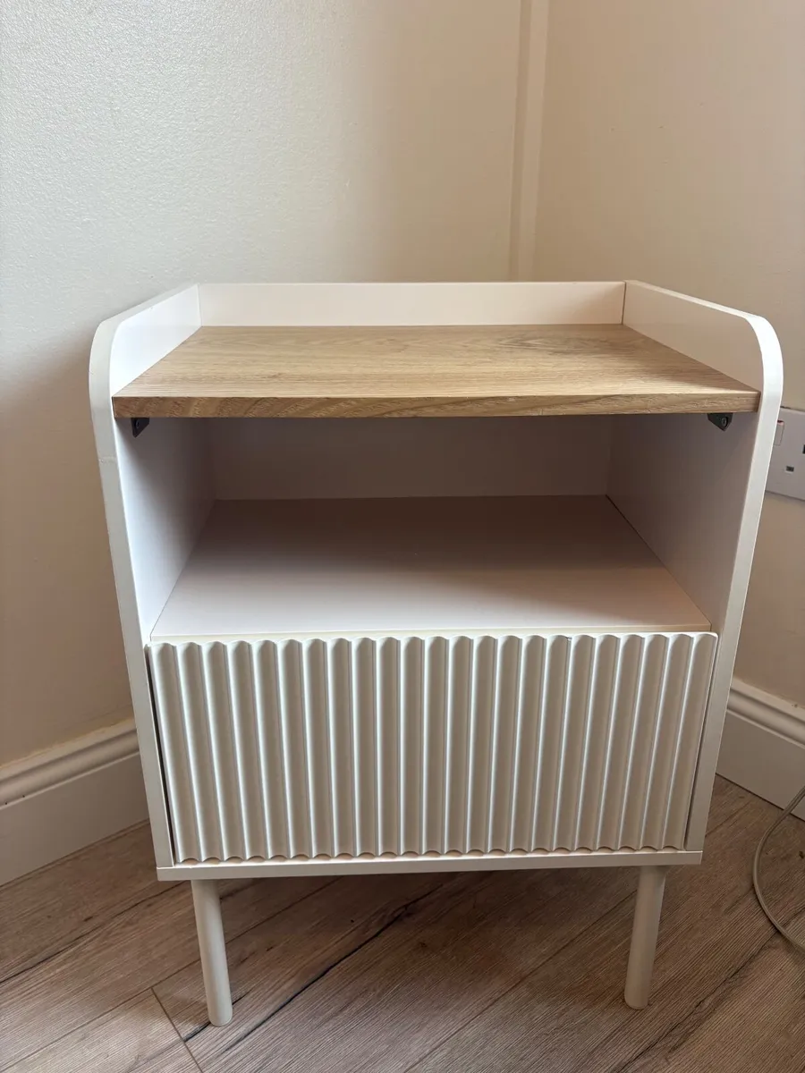 bed side locker - Image 1