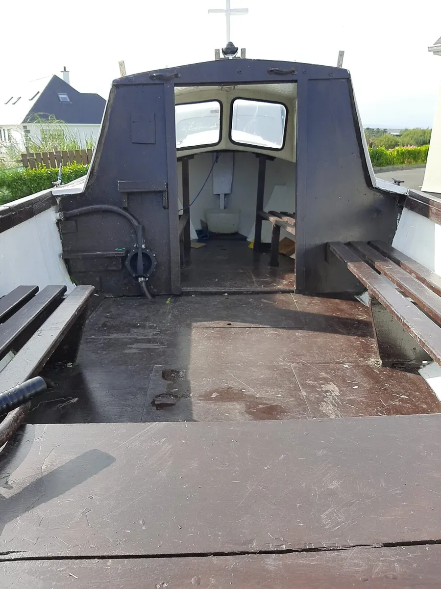 15.5ft x 6ft Plymouth Pilot Cabin Cruiser - Image 3