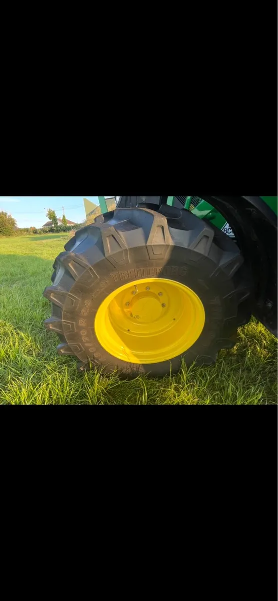 John Deere 6100M - Image 4