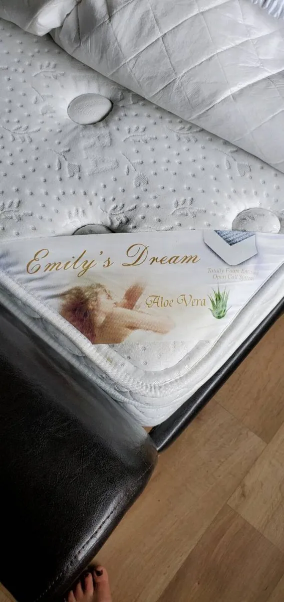 Double bed - Image 4