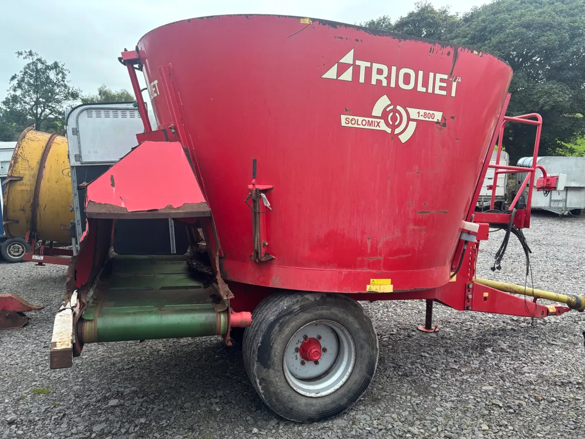 Trioliet 8 cube diet feeder - Image 3