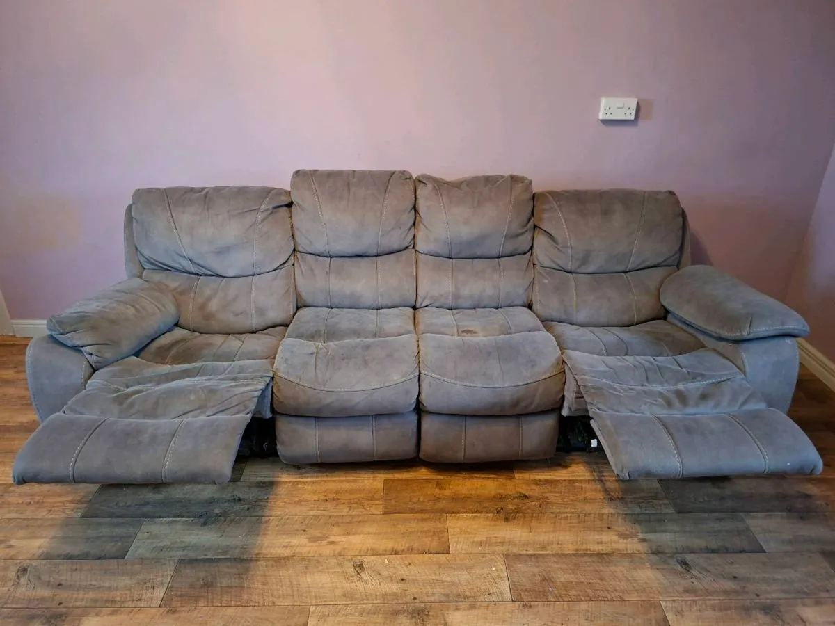 Corner couch - Image 3
