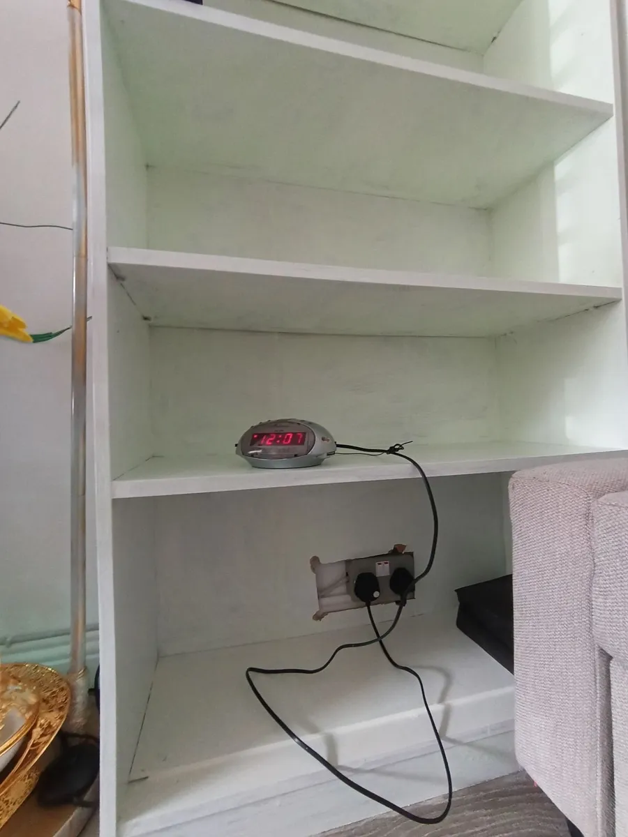 Bookshelf - Image 2