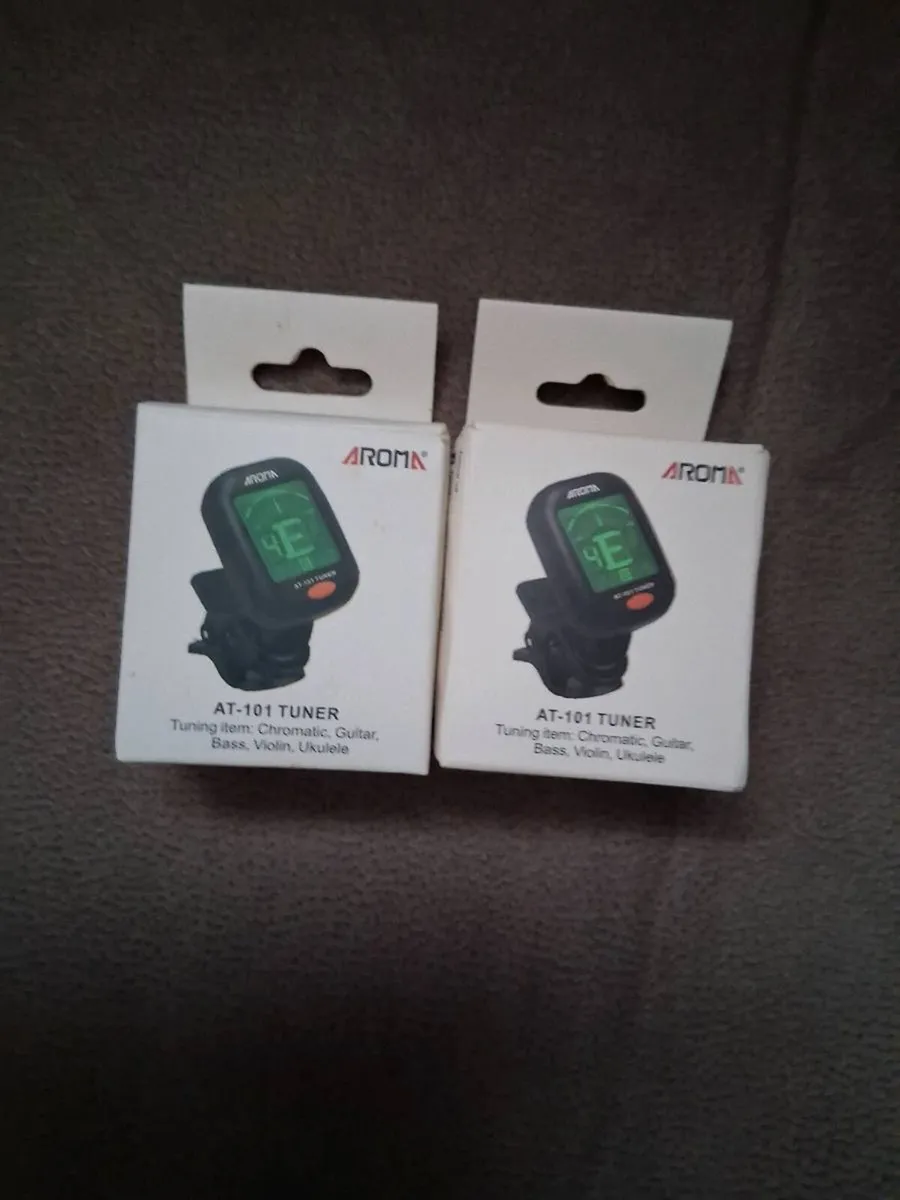 Clip on tuners. - Image 2