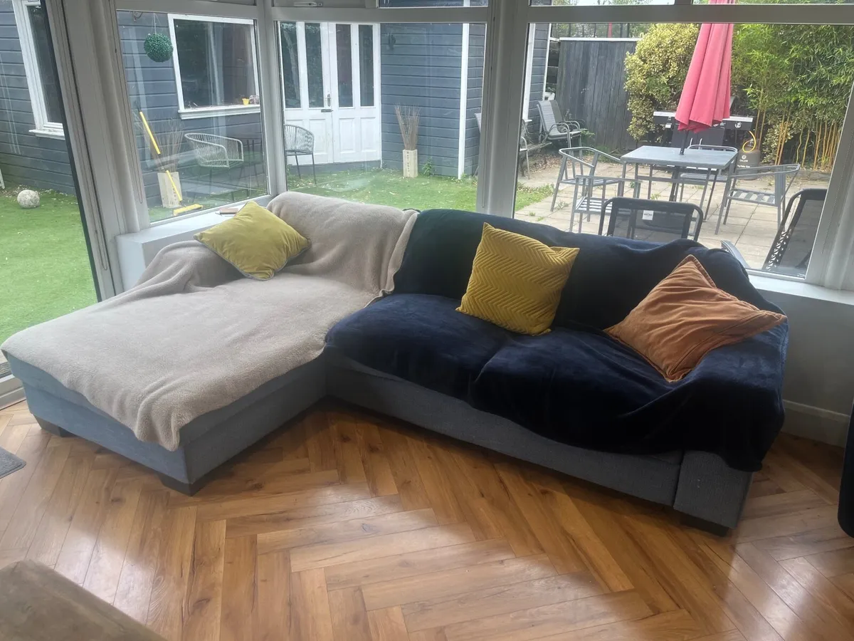 L shaped Sofa - Image 1