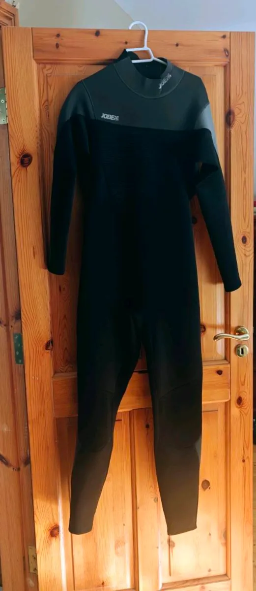 Jobe wetsuit size large adult - Image 2