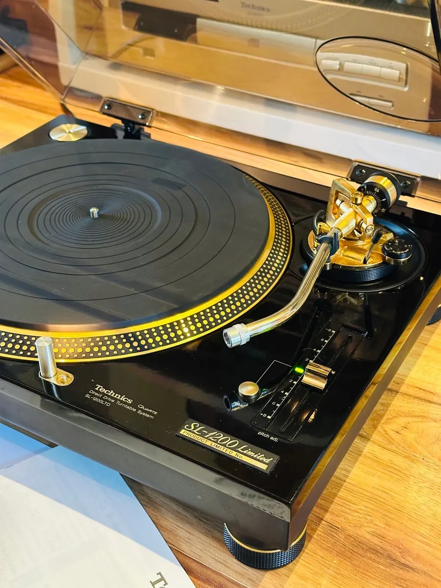 Technics SL-1200 LTD Gold #5411 - Image 2